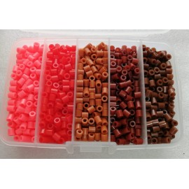 Caja organizadora con abalorios de calor tonos rojos