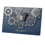 Paquete de 25 invitaciones de mariposa y su sobres color azul marino